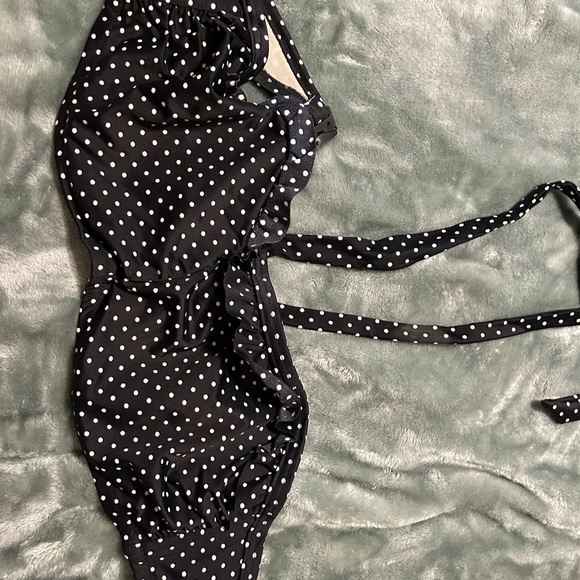 Never Worn 3 piece VS Bathing Suit - Picture 5 of 7